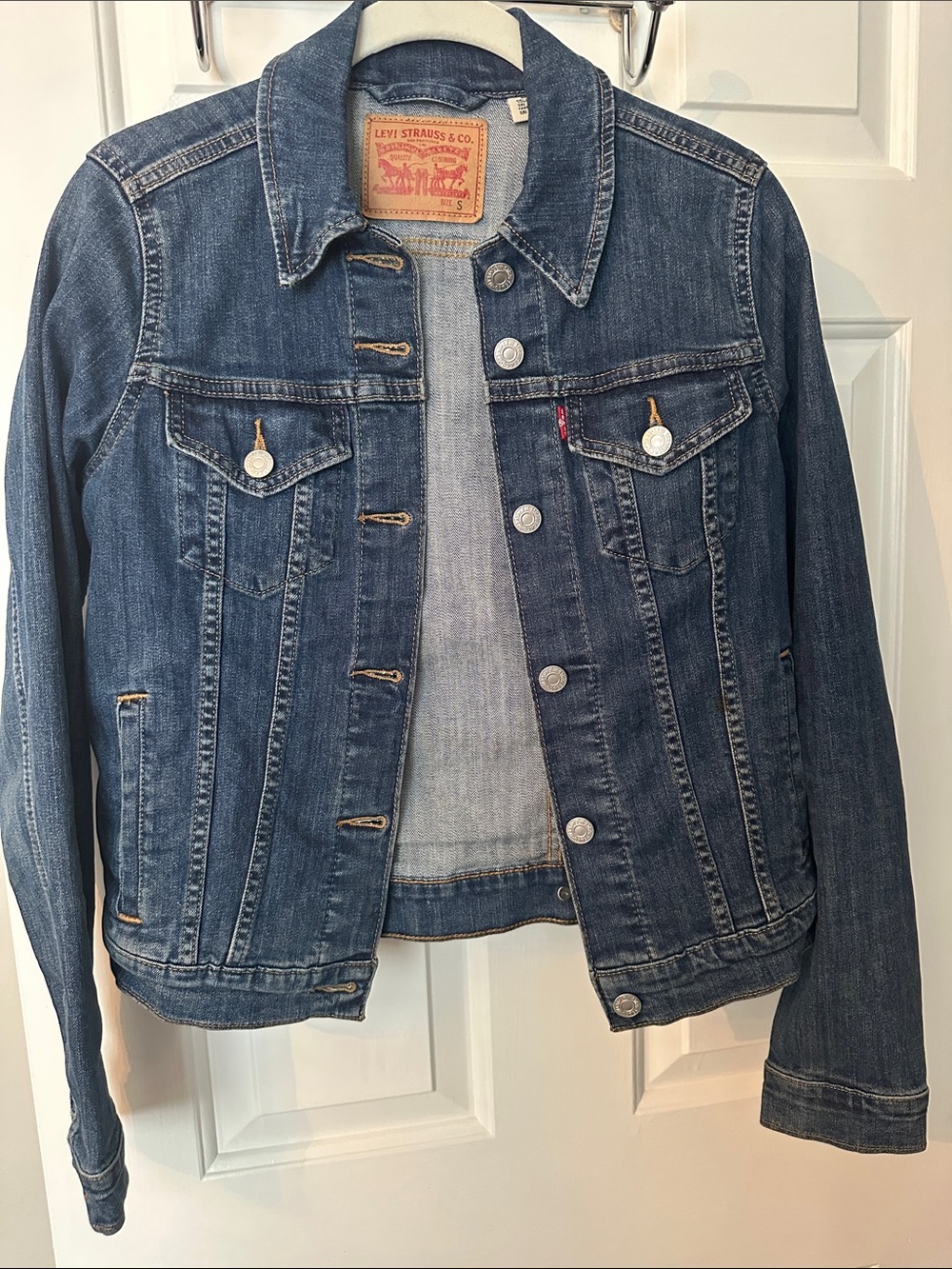 Levi's Vintage-Inspired Dark Blue Denim Jacket | S